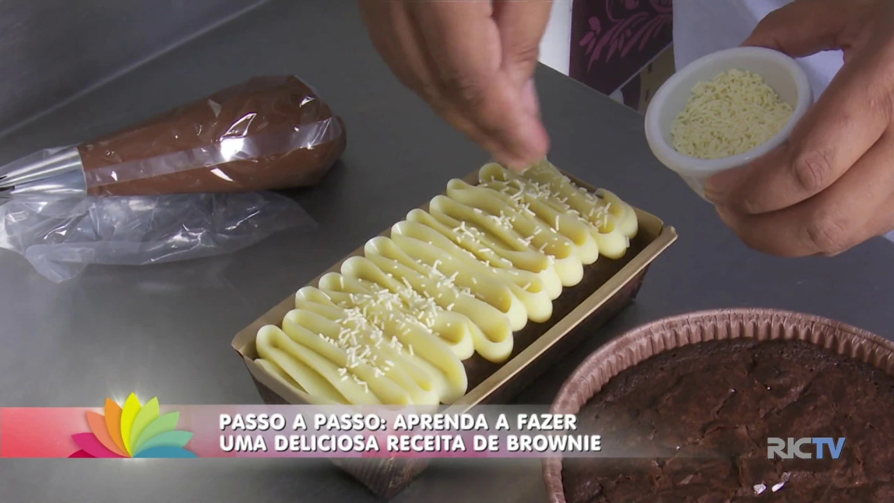 APRENDA A FAZER UMA DELICIOSA RECEITA DE BROWNIE