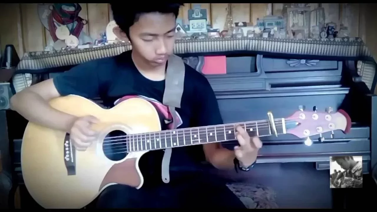 What Do You Mean? - Justin Bieber (Fingerstyle Guitar Cover) What Do You Mean? - Justin Bieber (Fingerstyle Guitar Cover)