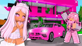 We LIVE in a PINK ONLY COLOR WORLD For 24 Hours Brookhaven