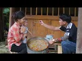 Download Lagu Huong fenced off the chicken coop, happily eating a bowl of porridge with Jon.