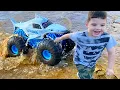 Download Lagu MONSTER TRUCK TOYS in WATER with CALEB \u0026 Dad!  Monster Jam MEGALODON STORM All-Terrain RC Truck