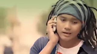 dhyo haw ada aku disini video clip asli