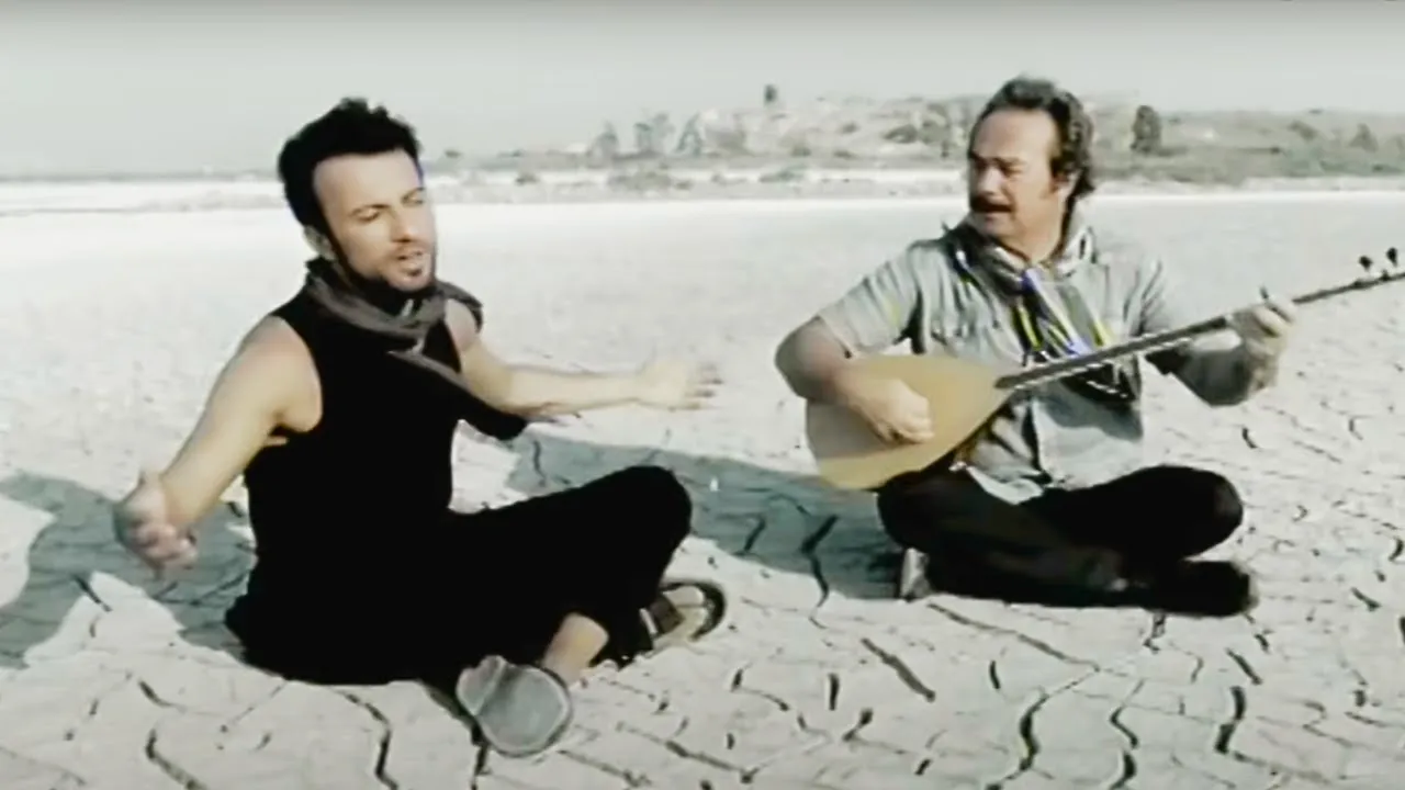 TARKAN - Uyan (Official Music Video)