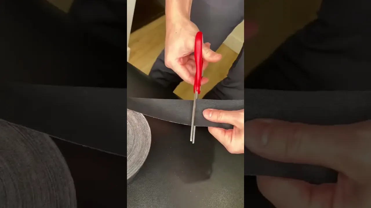 How To Tape Your Shoulder.