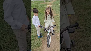 انت الغالي ياخويا الفيديو نزل الساعة 4 46العصر بأي ساعة شفتوه براء وسميرة 