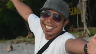 tangan tak sampai cover by nining 