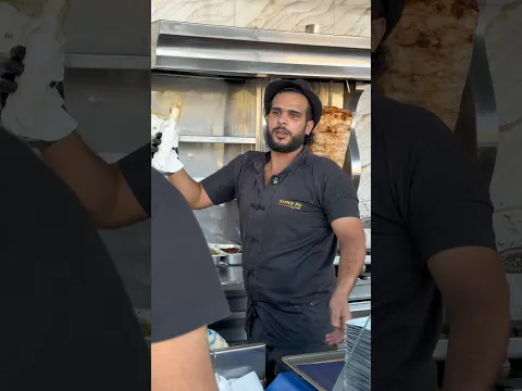 ‏بياع شاورما زكي😂)نزار الحموي #shorts