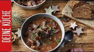 CALLEkocht: Deftige und reichhaltige Gulaschsuppe selber machen und nach Omas Rezept kochen. Diese w. 