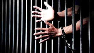 من أشهر أغاني السجون التونسية  ضيقك يا حبسي              دندنها
