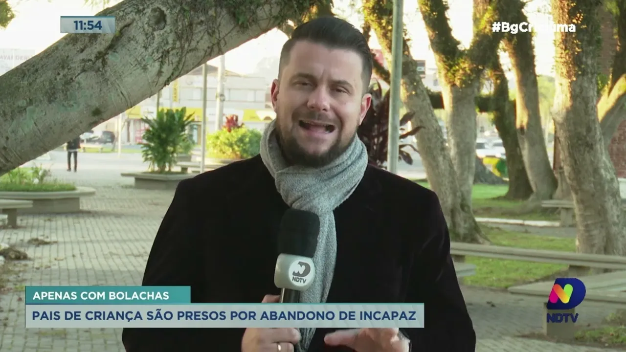 Polícia prende pais de criança de três anos por abandono de incapaz