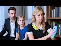Download Lagu Alleenstaande vader vindt ketting van zijn vrouw bij de dienstbode – verborgen sluiting onthult d...
