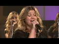 Kelly Clarkson - My Life Would Suck Without You (Walmart Soundcheck 2009)