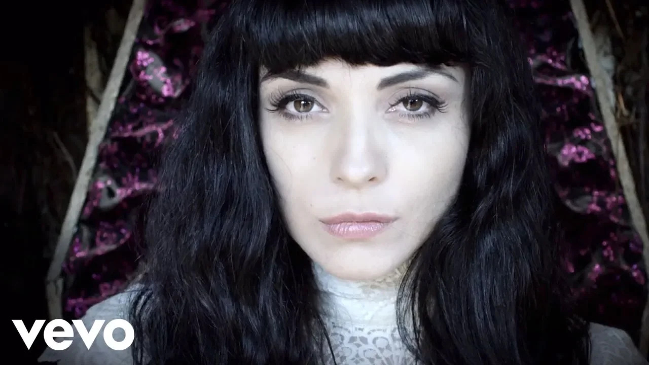 Mon Laferte - Tu Falta De Querer (Video Oficial) Mon Laferte - Tu Falta De Querer (Video Oficial)
