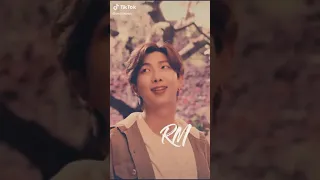 فيديو قصير لتعريف أعضاء فرقة BTS 