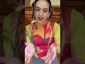Download Lagu Rosalía presenta su nueva canción “TUYA”