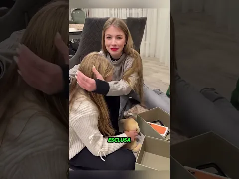 Il regalo di Natale segreto di papà ha lasciato sua figlia senza parole 😭.#shorts #viral #trending