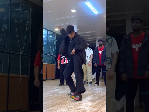 ADMIRIN YOU | KARAN AUJLA | SKY CHOREOGRAPHY | #dancevideo #karanaujla #admiringyou #viralshorts