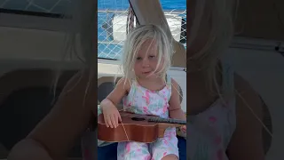 First #sail of the season – and of course we jam our main 🤦🏼‍♀️ #shorts