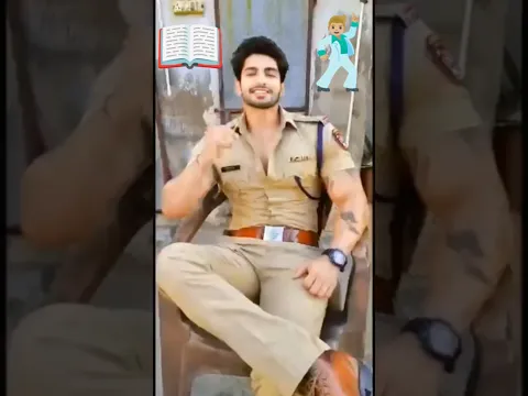 किस तरह पुलिस अंकल डांस की 🤩😲📖🕺🏼📖😆🤷🏼🧟💃🏼# Vairal # Shorts