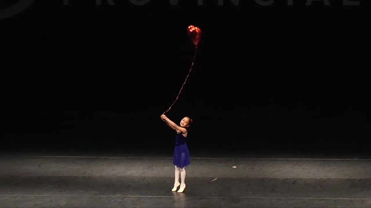 Girl with a ballon
