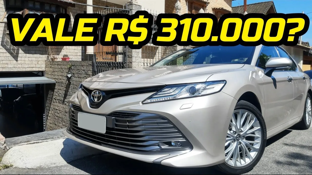 Toyota Camry e o preço do luxo // Caçador de Carros