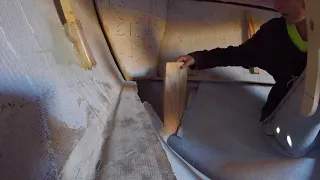 Jogglesticking Bulkheads Under Foc’s’le VBerth Bed