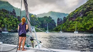 It doesn’t get better than this!! Sailing the Pacific – Chase the Story 43