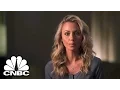 Download Lagu Highlight Clip: Swimsuit Model Stops Man From Scam | American Greed | CNBC Prime
