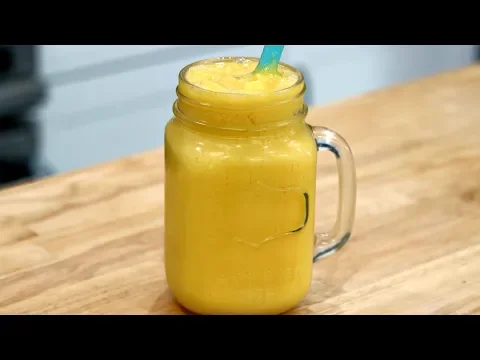 EASY TROPICAL SMOOTHIE!
