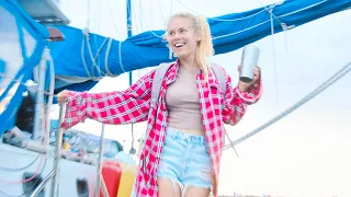 Sailing Liberty E96- Metal and Stone