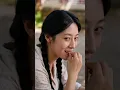 她穿越80年代，开局就被糙汉老公逼着离婚！可看到他宽肩窄腰大长腿，她突然不想走了？直接装失忆开始疯狂撩夫~