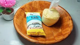 عندك سميد وحليب نوضي. جديها للقهوة بنينة وساهلة وبدون فرن