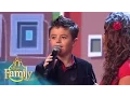 7-jarige Giovanni zingt samen met John West | We Are Family 2015 | SBS6