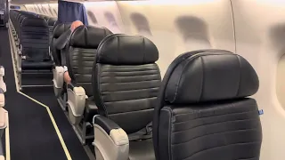 United Airlines - ERJ175