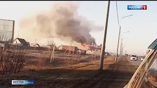 В посёлке Новоомском почти полностью сгорела станция техобслуживания