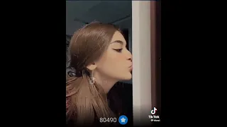 لانا ابو عقيل حكم عليها تبوس الجدار عشره مرات 