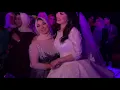 صحاب العروسه فاجئوها يوم فرحها والعروسه تنهار من البكاء
