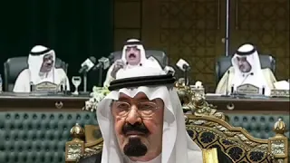 متعب بن عبد العزيز يمدح قبال منطقه جازان 