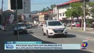 Processo seletivo com salários de até R$ 4,9 mil busca profissionais em Indaial