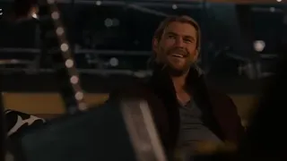 من يستطيع حمل مطرقة ثور 