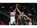 Kyle Korver s 11 points in One Minute Scorches Bucks