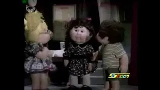             من يعرف كيف يكون   دندنها