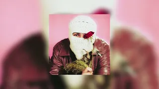 لو زهقانه كلميني البسي ايا حاجه          دندنها