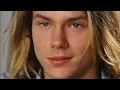 Sad Details Found In River Phoenix s Autopsy Report
