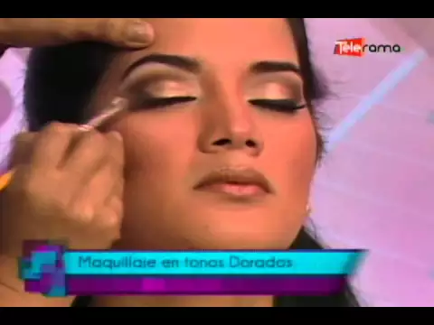 Maquillaje en tonos dorados