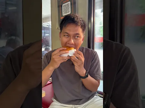 Cobain burger viral dibekasi 🍔 #kuliner #mumukdaneno