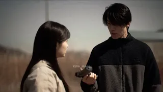 اي احد يتعدى عليها يروح بيها وين اكو مثل العم جين مان مسلسل متجر للقتلة 