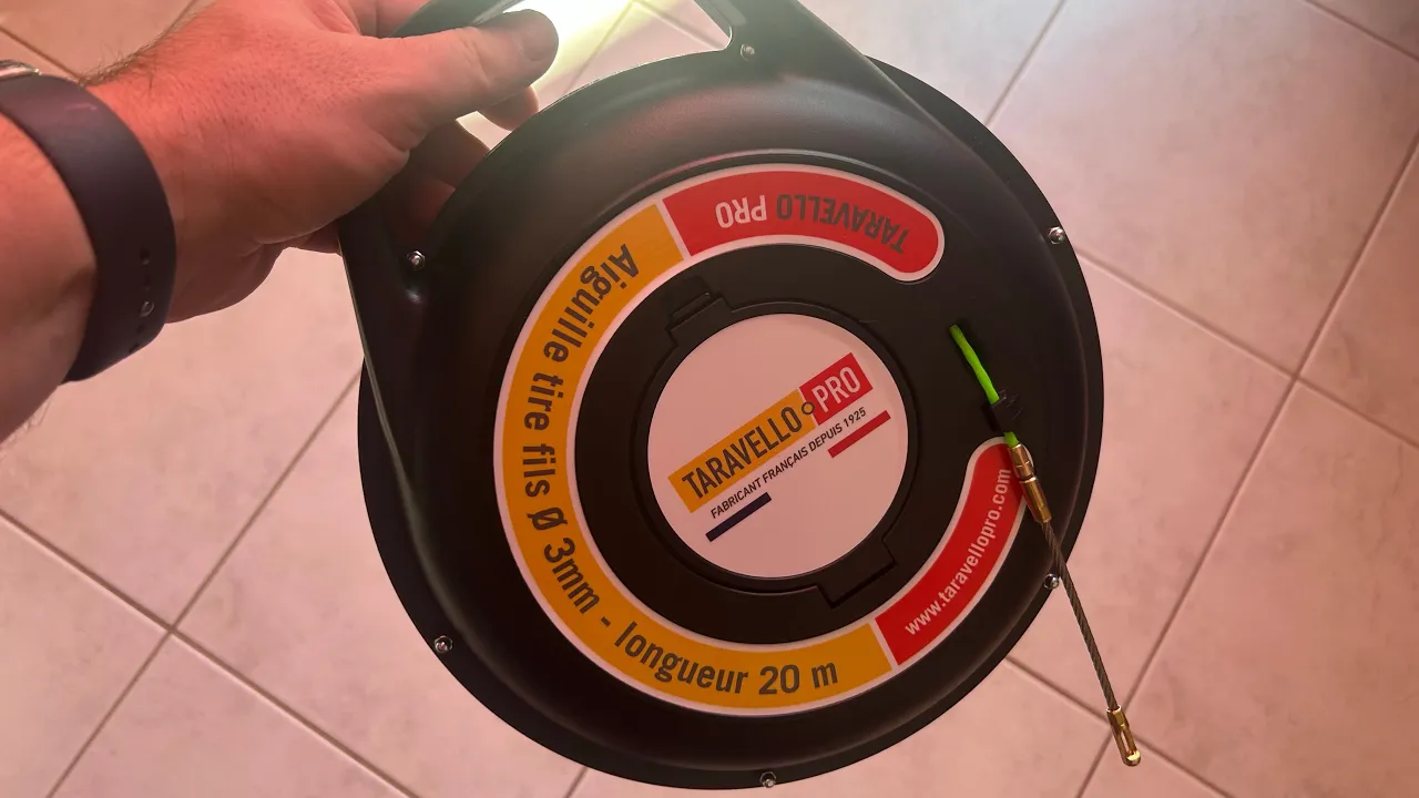L’aiguille tire fils TARAVELLO PRO
