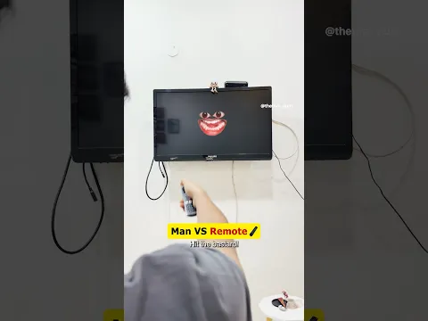 Aaplog remote kaise thik karte hain 🤔 #shorts | Rahul Sinha | Thethar Puns