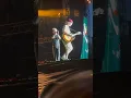 Download Lagu Green Day fan kicked off stage after playing 'Wonderwall' by Oasis #shorts